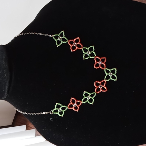 Necklace - Picture 2 of 5